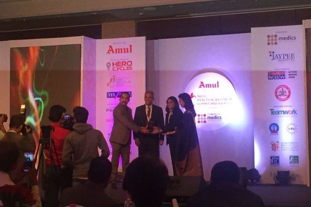 Paras Cancer Centre, Patna wins Best Public Health Campaign Award at India Health Wellness Summit 2016 – Taj Hotel New Delhi