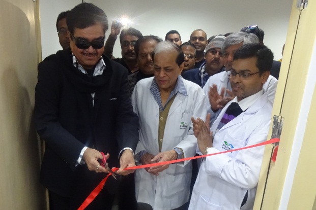 Shatrughan Sinha - Veteran Actor and Politician - Inaugurates 1st 128 slice CT Scan of Bihar at Paras Patna